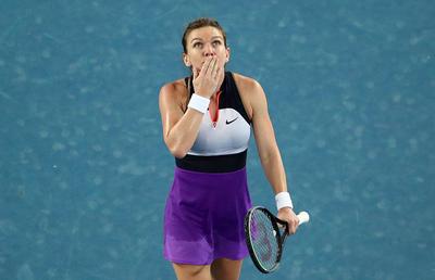 Maestra revenirilor! Simona Halep e în turul 3 la Australian Open, după două ore și jumătate de luptă cu Tomljanovic! Și-a arătat clasa în final, după ce a fost la un game de eliminare