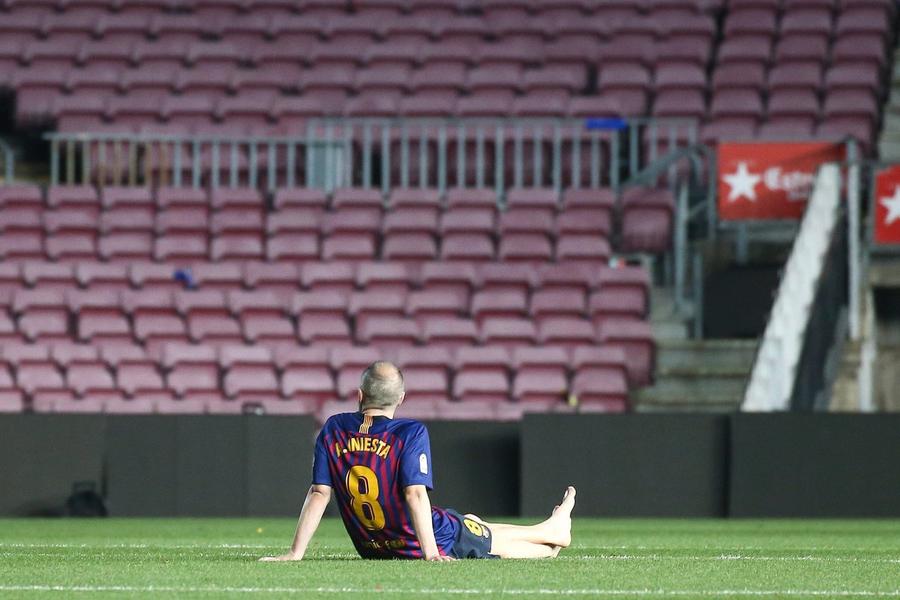 Andres Iniesta și momentul său de singurătate 3 fotbaliști importanți care au recunoscut că s-au luptat cu probleme psihice: „Îmi spărgeam sticle în cap”
