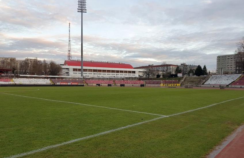 Gazonul din Ștefan cel Mare nu se prezintă în cele mai bune condiții înaintea derby-ului Dinamo - FCSB.