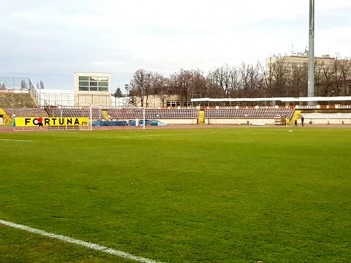 FOTO. Cum arată terenul înainte de Dinamo - FCSB » GSP a inspectat gazonul din Ștefan cel Mare