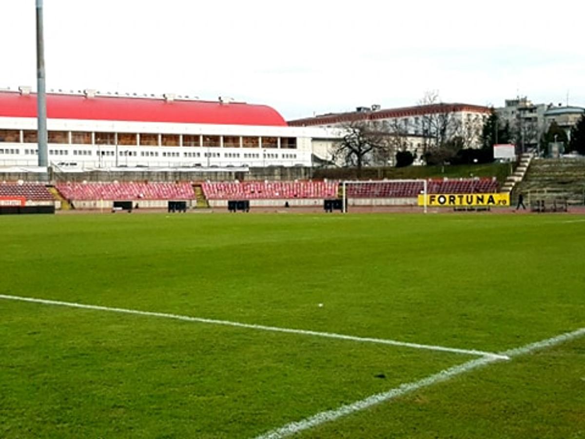 FOTO. Cum arată terenul înainte de Dinamo - FCSB » GSP a inspectat gazonul din Ștefan cel Mare