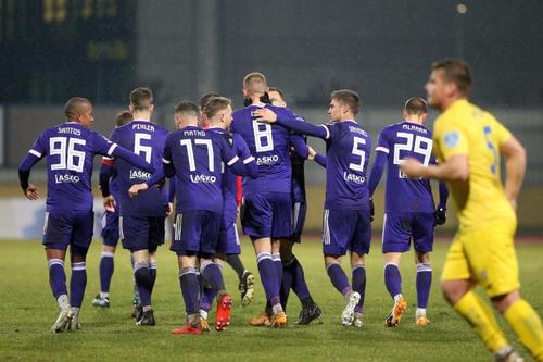 Alexandru Crețu (#8) a marcat de două ori pentru Maribor // foto: Facebook @ NK Maribor