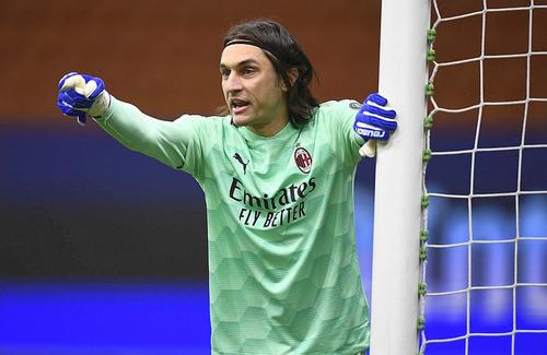 Ciprian Tătărușanu (35 de ani), portarul lui AC Milan, are în plan deschiderea unei școli de fotbal în România.
