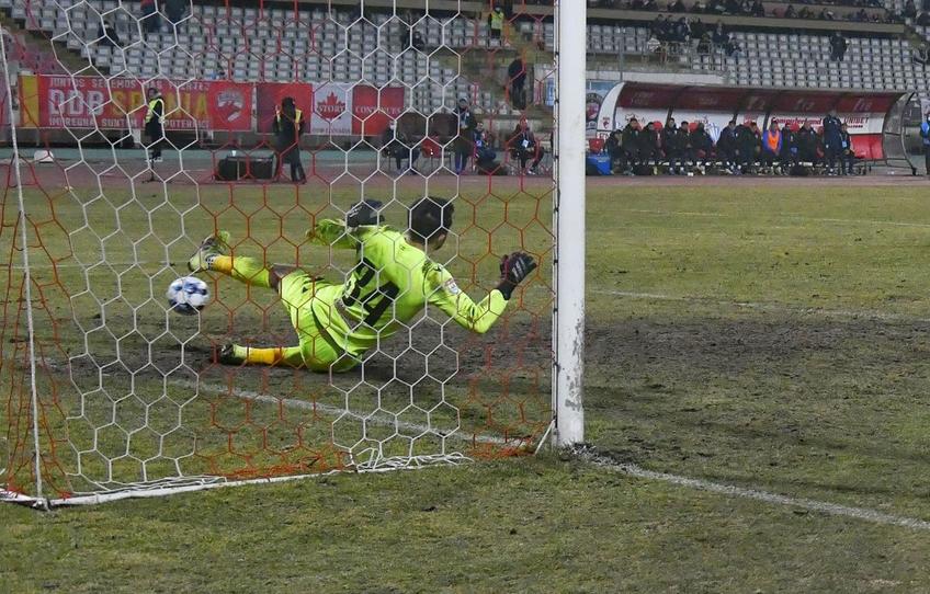Dinamo - CSU Craiova. Thomas Chesneau (22 de ani) a avut o prestație catastrofală contra oltenilor.