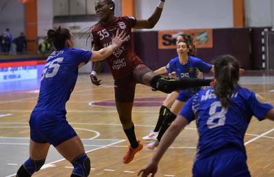 Rapidistele optimiste după victoria cu Vâlcea: „Dacă vom juca mereu așa, cred că putem câștiga campionatul"