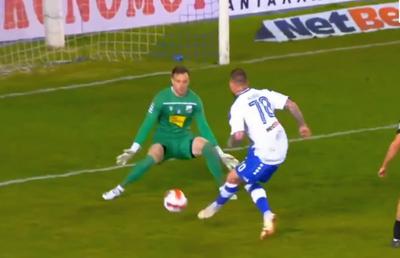 Gol la debut pentru Denis Alibec la Atromitos! Românul a înscris după aproape 6 luni