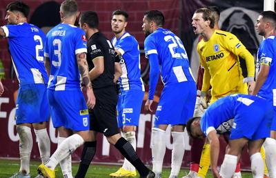 Ei sunt primii vinovați pentru haosul de la Craiova! Explicații pentru impresia jalnică lăsată de juveți