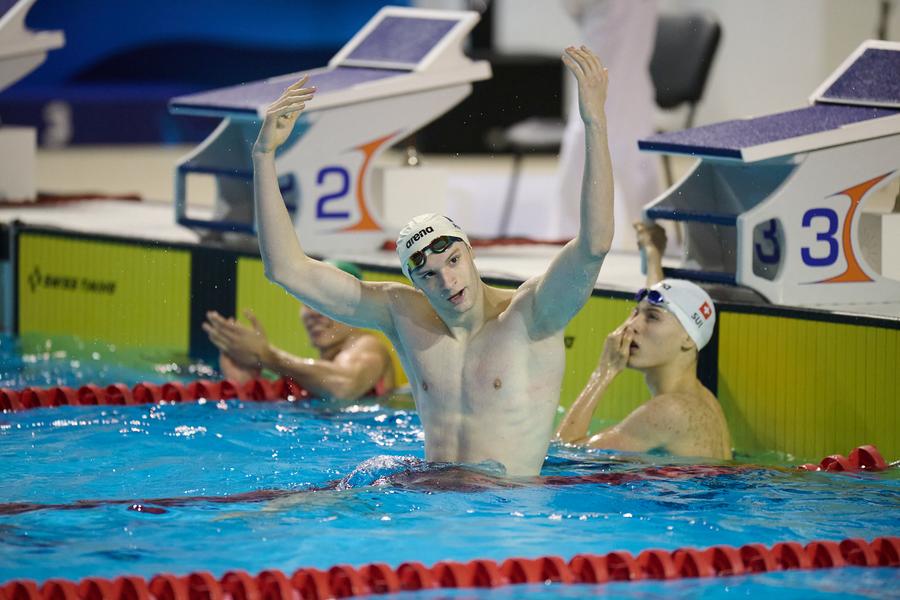 Bucuria lui Patrick Dinu după o cursă reușită FOTO Raed Krishan Răzvan Florea, unicul medaliat olimpic din istoria înotului masculin românesc, îi va fi alături lui Patrick Dinu la CM de la Doha, un debut pentru amândoi + Ce crede despre decizia lui David Popovici