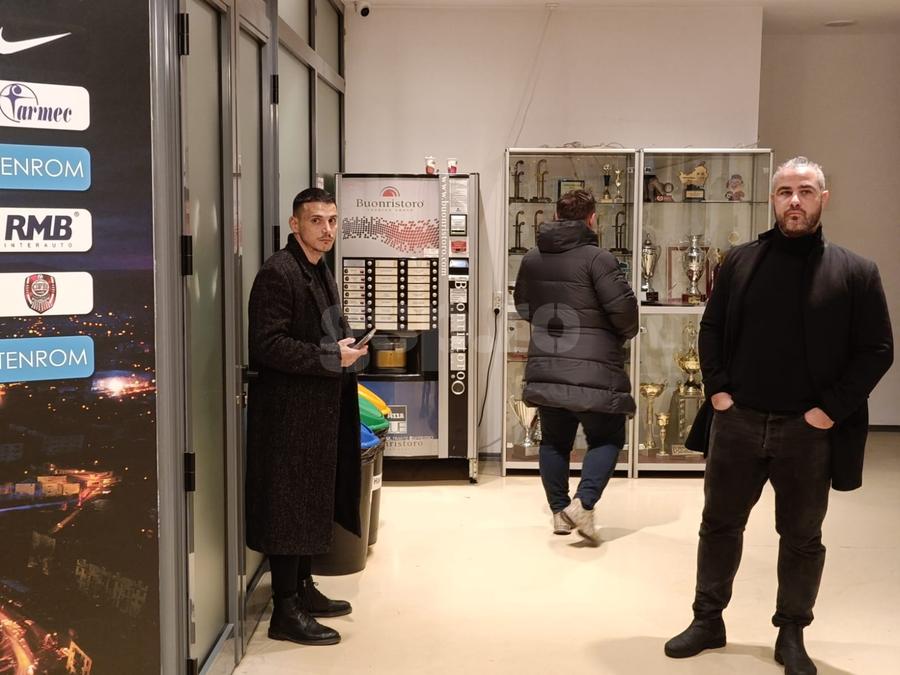 Filippo Falco, prezent la CFR Cluj – Rapid Fotbalistul dorit de Mutu la CFR Cluj, în tribune la înfrângerea cu Rapid » Cum l-au surprins reporterii GSP
