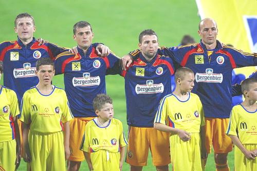 Gabi Mureșan, primul din dreapta