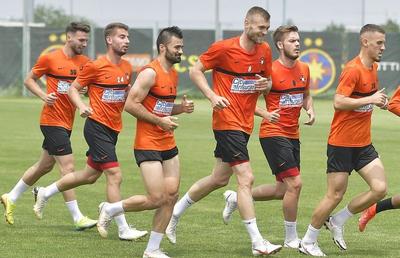 O fostă mare speranță a FCSB, trecută și pe la Farul, în cădere liberă