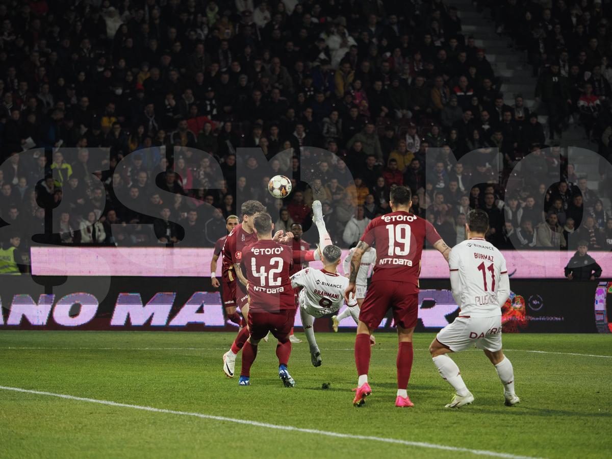 Probleme pentru CFR Cluj » O companie controlată de maghiari cere falimentul echipei lui Varga