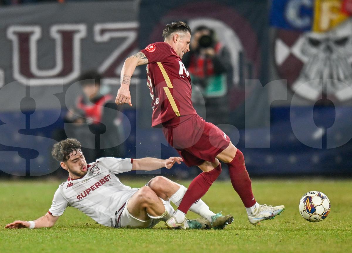Probleme pentru CFR Cluj » O companie controlată de maghiari cere falimentul echipei lui Varga