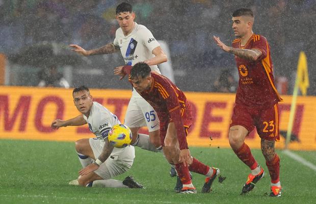 AS Roma - Inter Milano 2-4 » Liderul din Serie A mai face un pas către titlu, după ce a întors soarta derby-ului etapei
