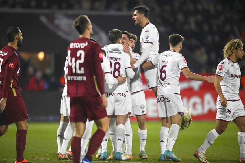 Rapid a învins-o pe CFR Cluj, scor 1-0, în Gruia, și a devenit principala urmăritoare a liderului FCSB.
