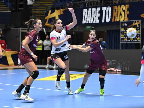 Kristina Novak, într-un duel cu Rapid / FOTO: Imago