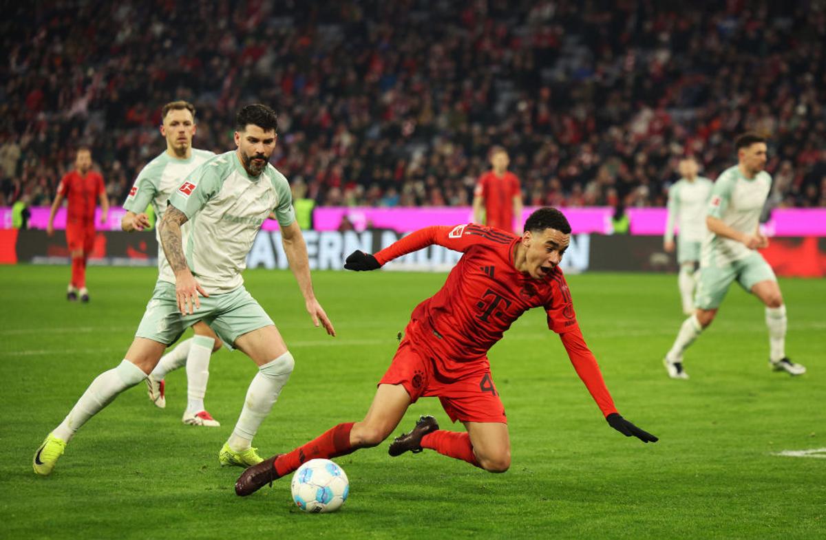 Echipament Bayern Munchen