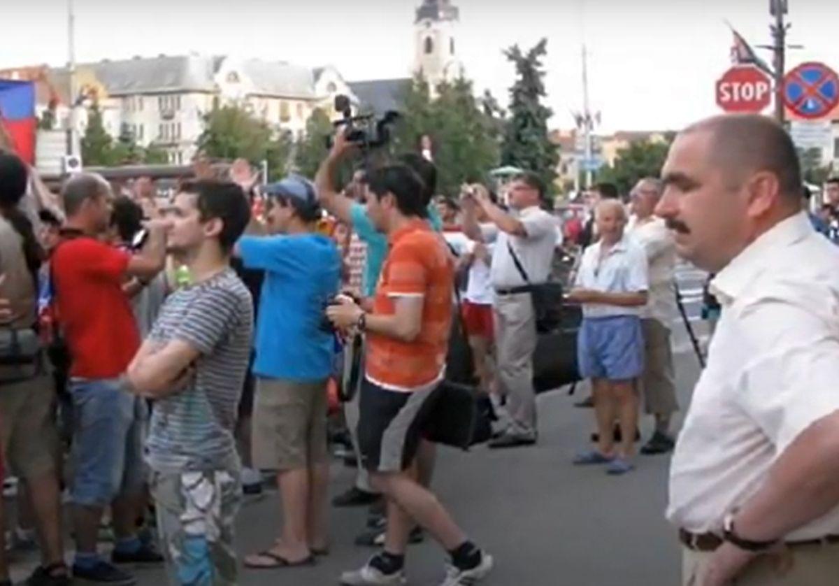 Ilie Bolojan și scenele uitate de timp descoperite în arhiva GSP: în stradă cu suporterii la promovarea-fantomă » Momentul în care a stârnit furia comunității