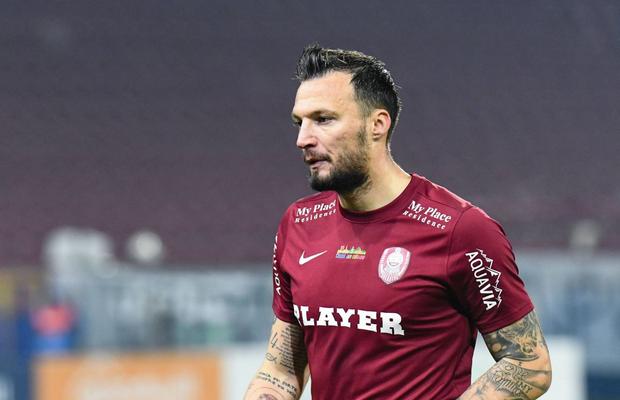 S-a făcut transferul! Vasile Mogoș a fost prezentat oficial de Universitatea Craiova: „Bine ai venit!”