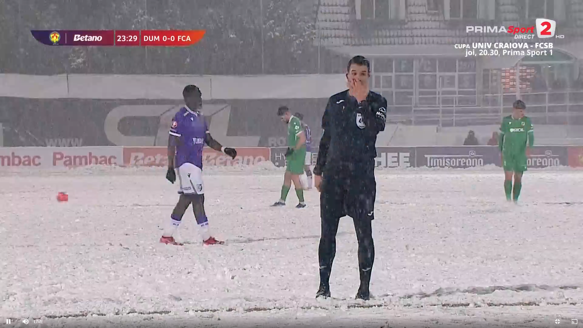 Fotbal în Ice Age » Imagini incredibile la meciul din Cupa României
