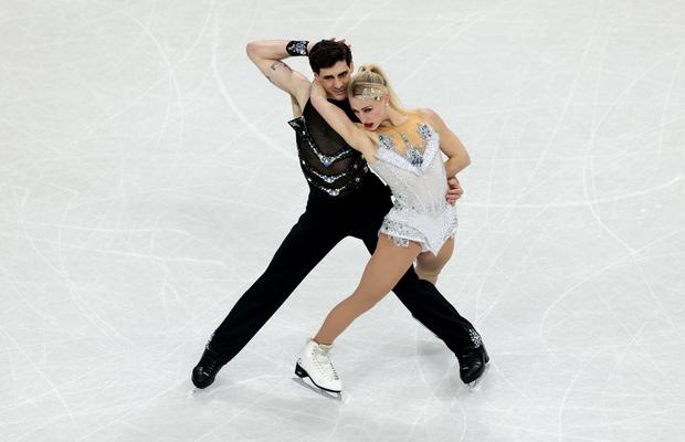 Canadienii Piper Gilles și Paul Poirier pe gheață după o perioadă neagră