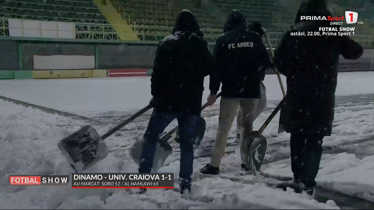 Gazonul plin de zăpadă, înainte de Dumbrăvița - Argeș