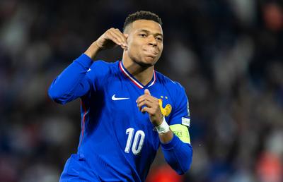 Atac de nicăieri la adresa lui Kylian Mbappe: „I-am zis că pozează în omul perfect, dar este o jigodie”