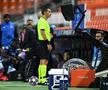 VIDEO + FOTO Ovidiu Hațegan a dictat două penalty-uri într-o repriză! Aceiași jucători, implicați la ambele faze