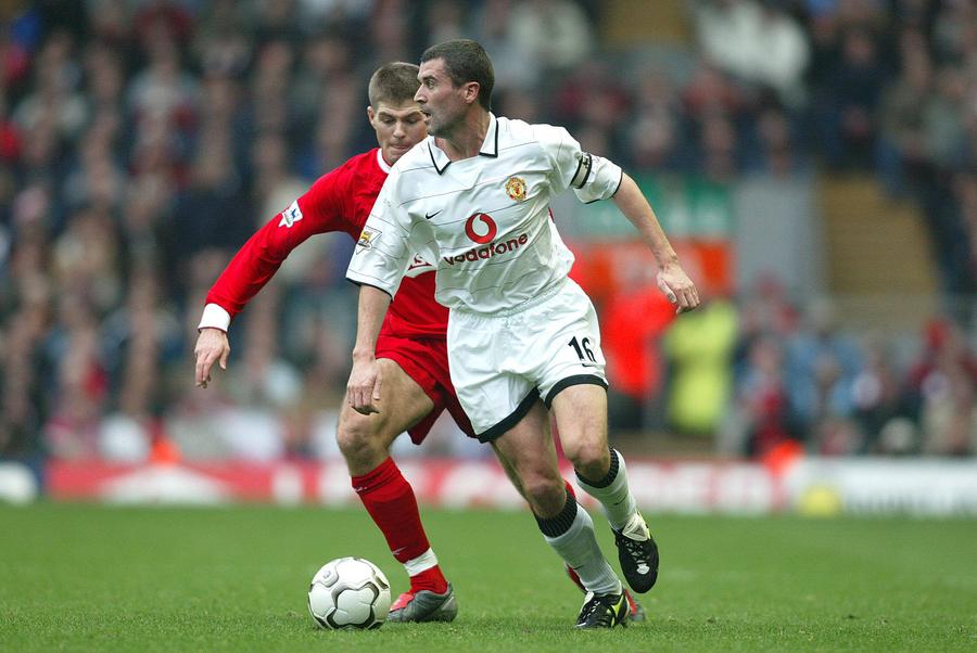 Roy Keane, într-un duel cu Steven Gerrard, la partida disputată pe Anfield pe 9 noiembrie 2003, dintre Liverpool și United, scor 1-2 FOTO Imago Cine va fi noul antrenor al lui Celtic după titlul cucerit de Rangers? Fostul rival al lui Steven Gerrard, numele vehiculat pentru banca echipei