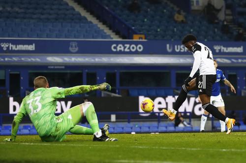 Robin Olsen, titular în duelul cu Fulham FOTO Getty Images
