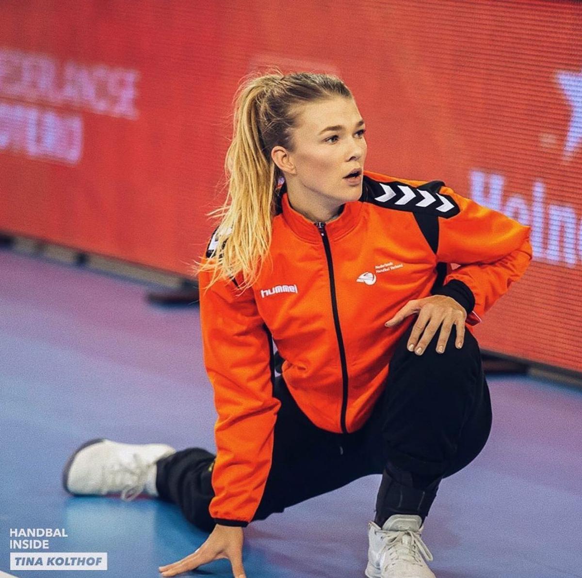 FOTO. Miss handbal vine la CSM București și înlocuiește o altă frumusețe! E măritată cu un fotbalist