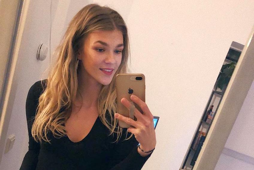 Una dintre cele mai frumoase handbaliste din lume, portarul naționalei Olandei, Tess Wester, campioană mondială, e foarte aproape de a semna cu CSM București, unde o va înlocui pe Denisa Dedu.