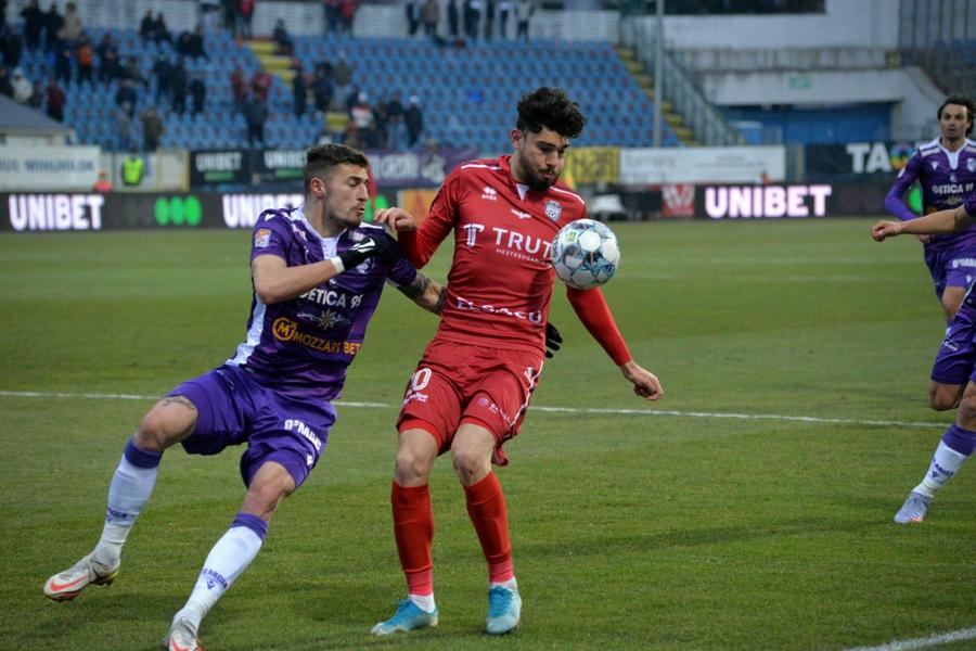 EXPL FOTO: Roman e la a doua aventură la Botoşani, el jucând acolo şi în sezonul 2018-2019// FOTO: Ionuț Tabultoc Interviu emoționant cu Mihai Roman II » Golgeterul lui FC Botoșani, despre coșmarul pe care l-a trăit: „Speranța nu moare ultima, ea nu moare niciodată!”