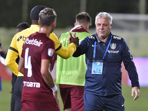 Petrolul Ploiești este în căutarea unui antrenor după despărțirea de Florin Pârvu (48 de ani). / FOTO: Imago