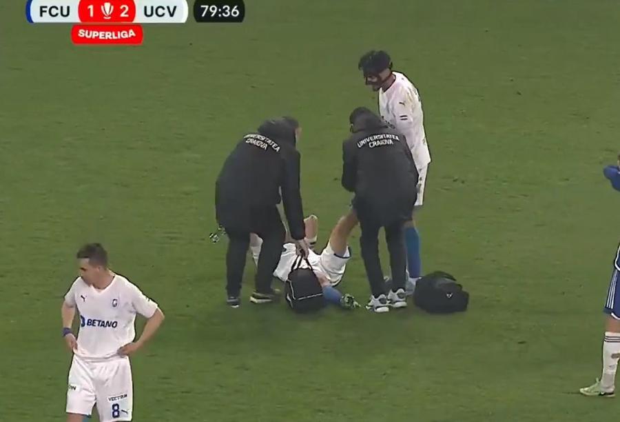 Accidentat în derby-ul Craiovei, internaționalul „tricolor” și-a vărsat nervii pe staff + Ultimele informații din vestiar: „Se gândește că poate rata Euro!”