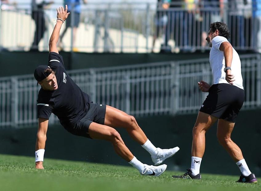 Holger Rune și Patrick Mouratoglou, antrenament de fotbal Foto: Instagram