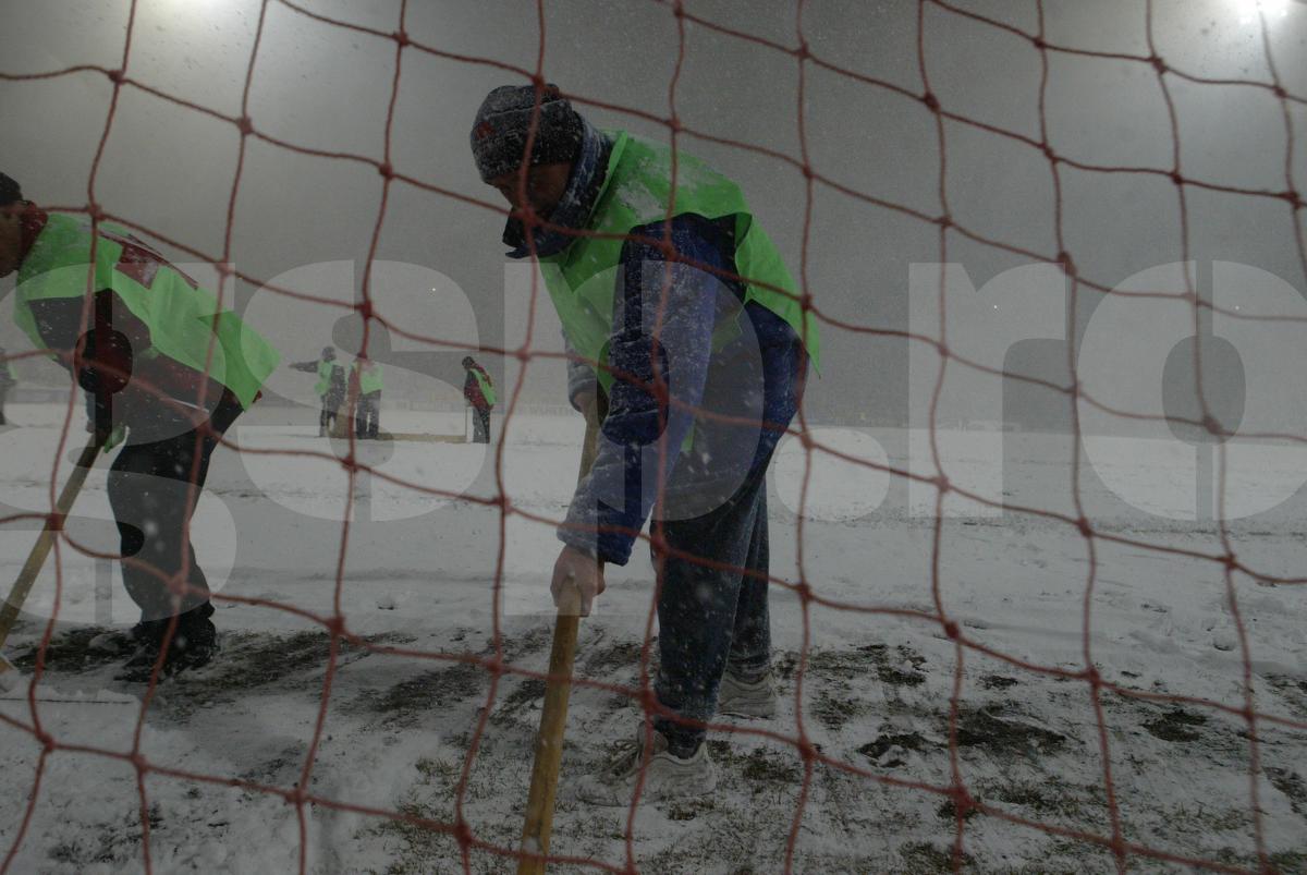 FCSB - Villarreal și zăpada nemiloasă care a amânat meciul din 2005 » Où sont les neiges d'antan?