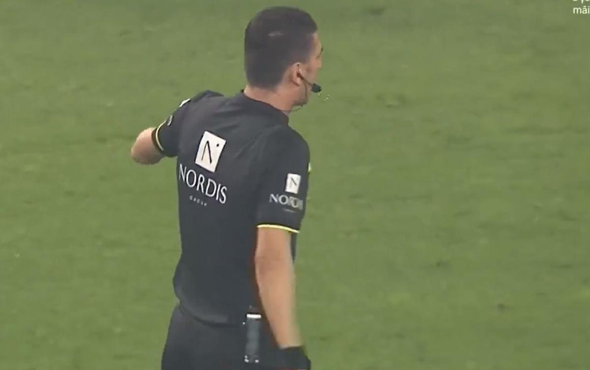 Fază controversată în derby-ul Craiovei: CSU a cerut penalty la Mitriță! De ce nu a intervenit VAR