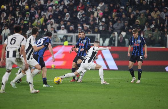 Suporterii lui Juve n-au mai suportat umilința: „La muncă cu voi! Să vă fie rușine!”