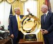 Donald Trump, alături de Infantino și trofeul Cupei Mondiale a Cluburilor/ foto Imago Images