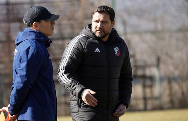 Marius Croitoru, prezentat oficial la al treilea mandat la FC Botoșani: „Cât mai multe realizări!”