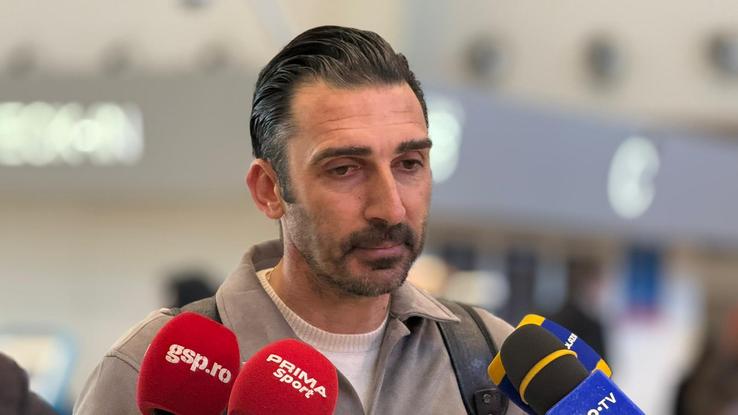 Elias Charalambous, cu lacrimi în ochi pe aeroport, la plecarea din România/ foto: GSP