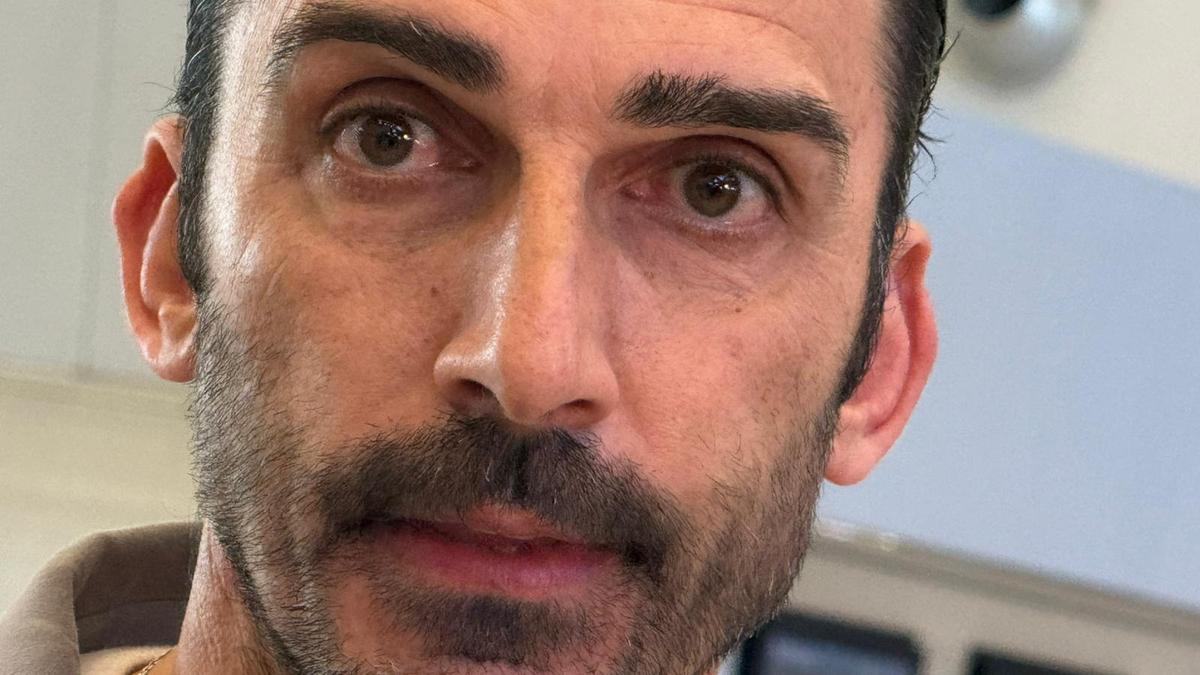 Cu lacrimi în ochi, Elias Charalambous a părăsit România » Declarații la aeroport: „Important e cum pleci”