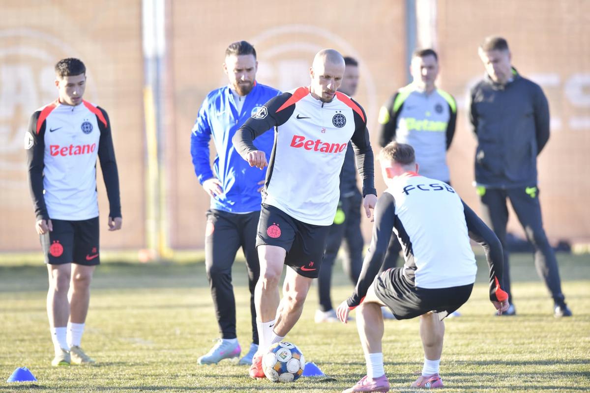 Mirel Rădoi a susținut primul antrenament la FCSB // foto: Cristi Preda (GSP.ro)