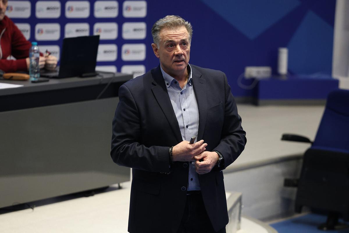 Kyros Vassaras, întâlnire cu reprezentanții cluburilor din Superliga: marii absenți