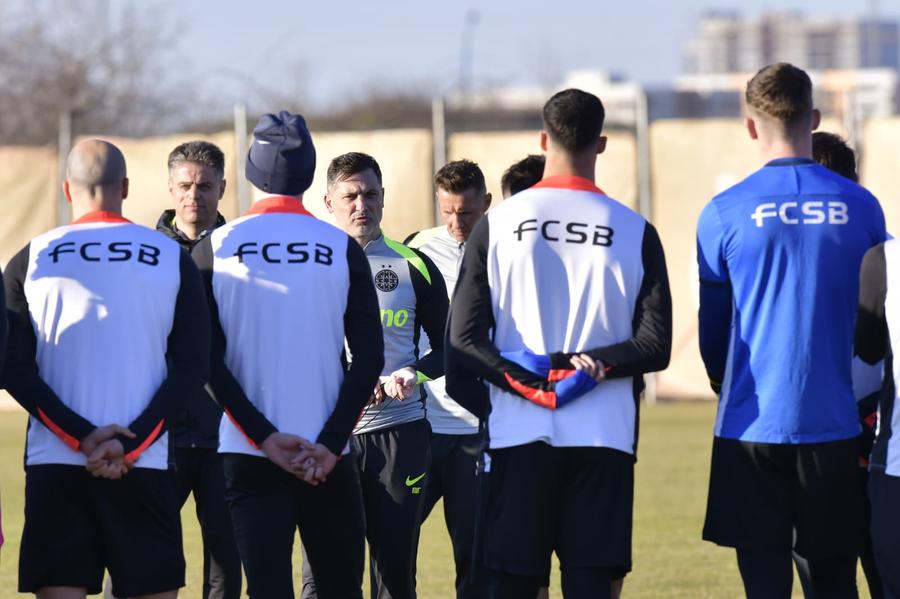 Mirel Rădoi a condus primul antrenament la FCSB //foto: Cristi Preda GSP Detaliul care îi dă fiori lui Mirel Rădoi » Cei patru „călăi” din sezonul regulat îl așteaptă în play-out