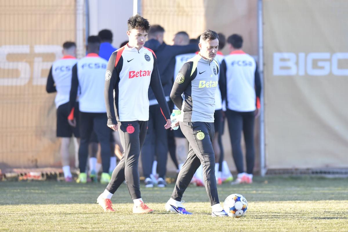 Mirel Rădoi a susținut primul antrenament la FCSB » Diferență MAJORĂ în pregătire