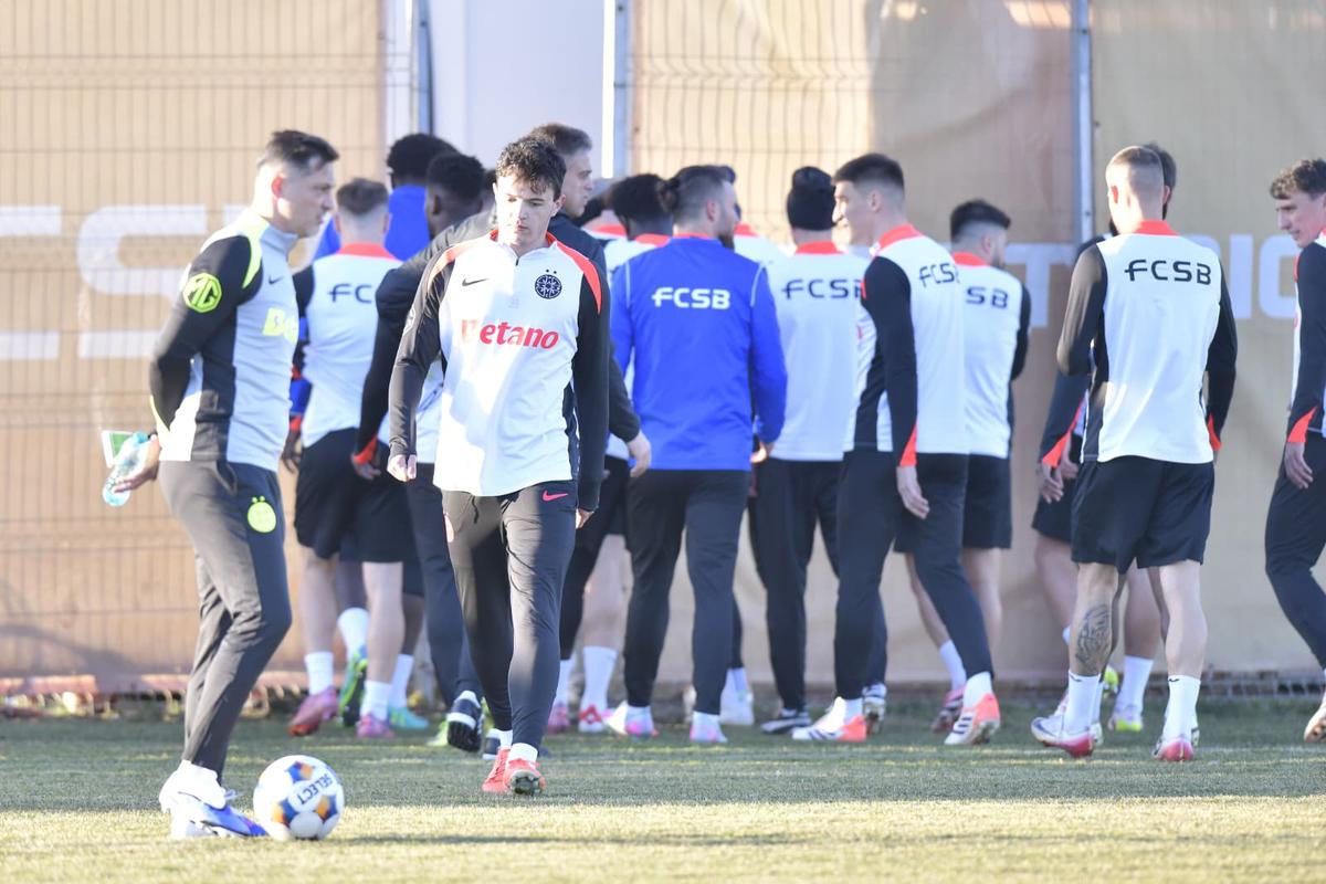Mirel Rădoi a susținut primul antrenament la FCSB // foto: Cristi Preda (GSP.ro)