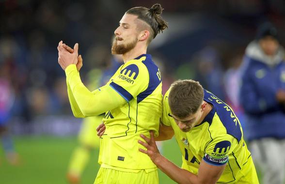 Profită Radu Drăgușin? Anunțul englezilor despre fundașul lui Tottenham