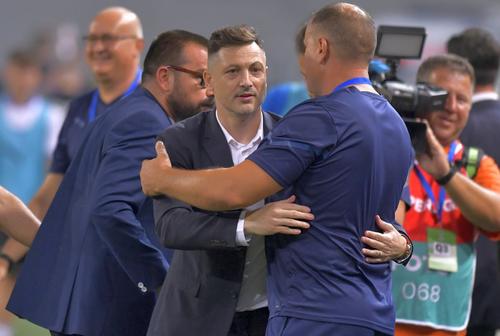Mirel Rădoi, noul antrenor de la FCSB, a venit cu întreg staff-ul la campioana României/ foto Imago Images